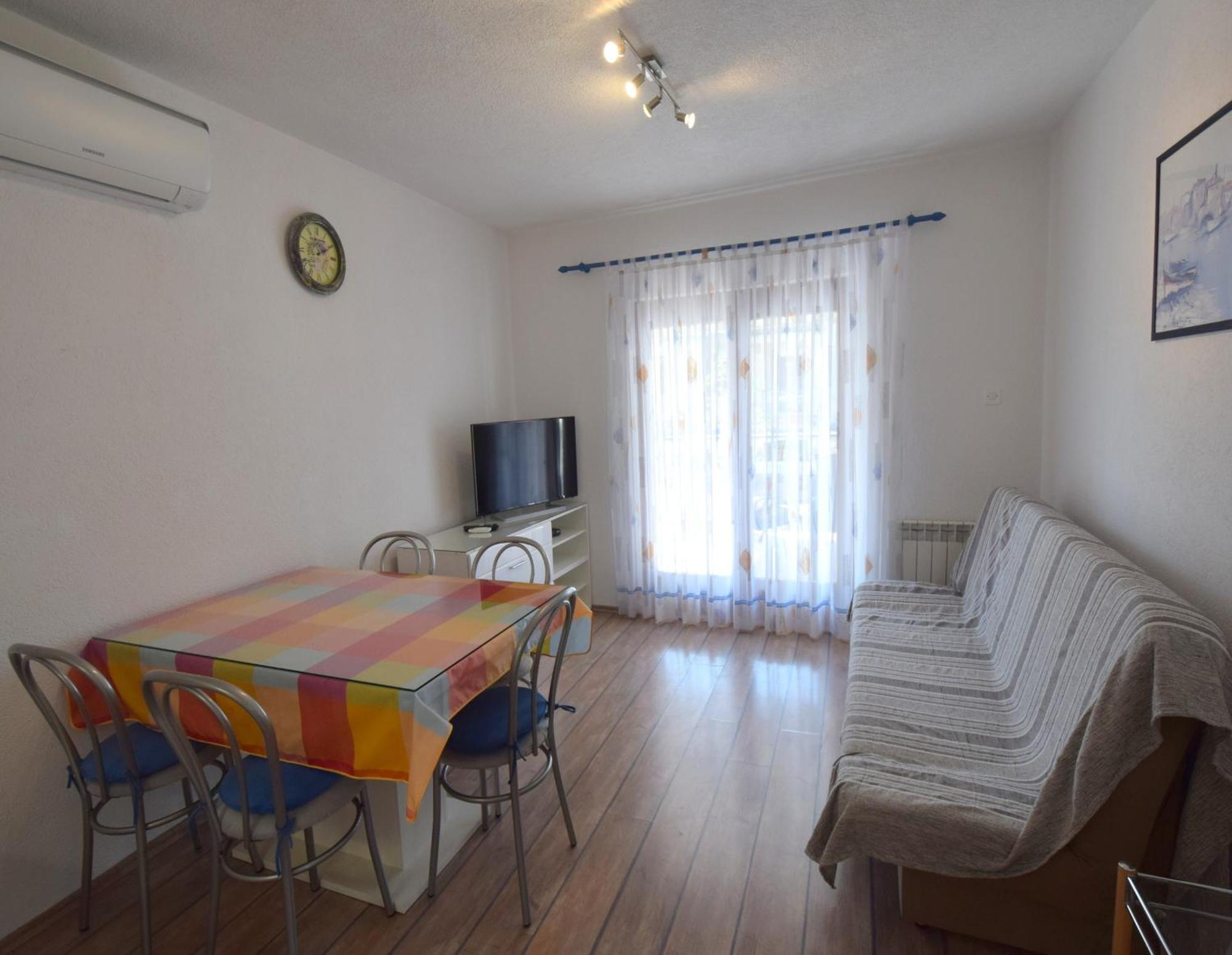 Apartments Martin Malinska Bagian luar foto